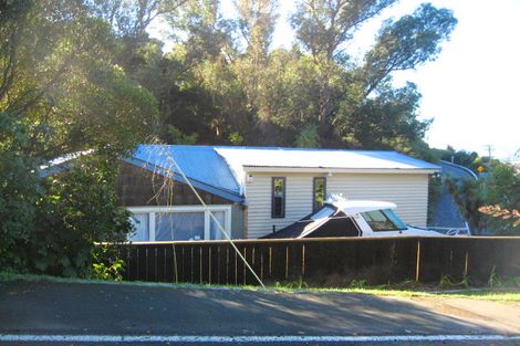 Photo of property in 2 Zephyr Terrace, Governors Bay, Lyttelton, 8971