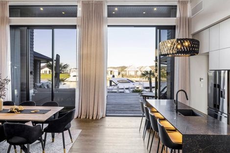 Photo of property in 13 Awatea Drive, Whitianga, 3510