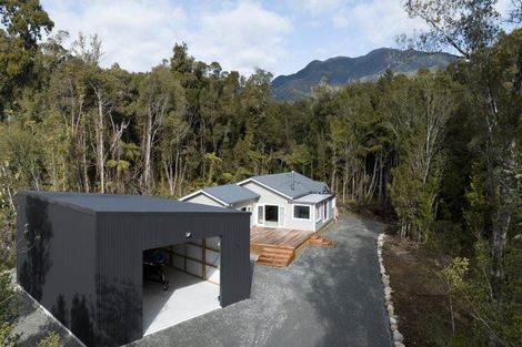Photo of property in 12 Iveagh Bay Drive, Moana, 7875