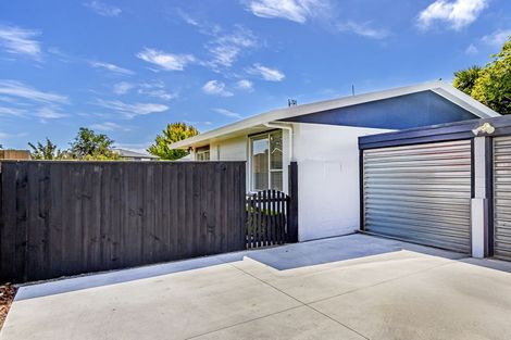 Photo of property in 2/10 Brogar Place, Casebrook, Christchurch, 8051