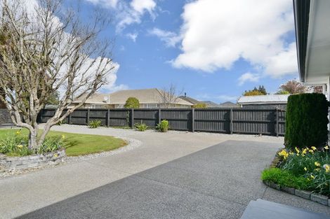 Photo of property in 7 Barclay Place, Burwood, Christchurch, 8061