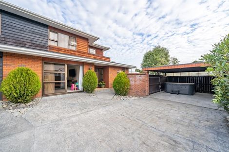 Photo of property in 5 California Drive, Totara Park, Upper Hutt, 5018