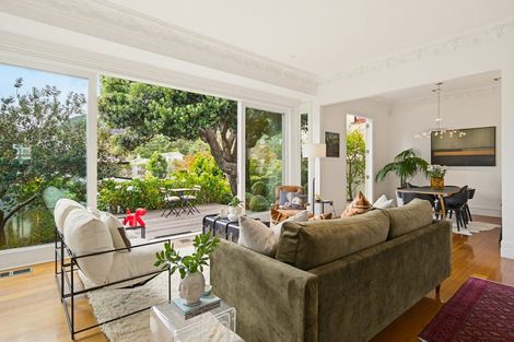 Photo of property in 117 Pirie Street, Mount Victoria, Wellington, 6011