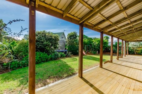 Photo of property in 147 Field Way, Waikanae Beach, Waikanae, 5036