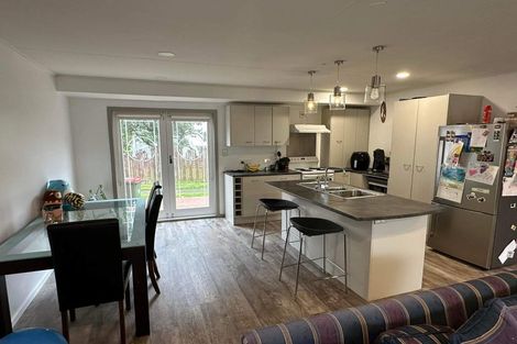 Photo of property in 47 Ruahine Street, Paraparaumu, 5032