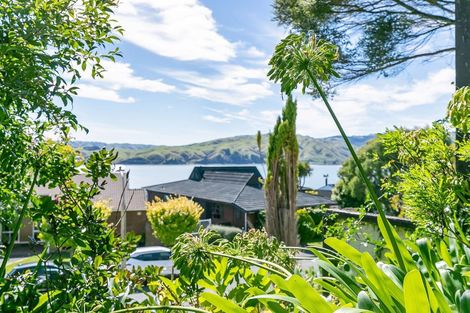 Photo of property in 11 Leeward Drive, Whitby, Porirua, 5024