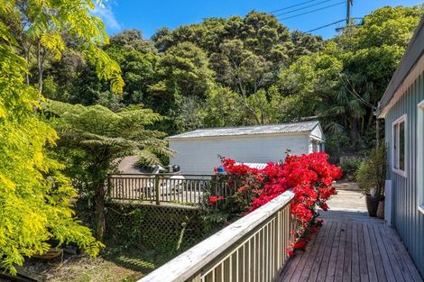 Photo of property in 61 Fairview Crescent, Omiha, Waiheke Island, 1081