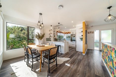 Photo of property in 79 Sea Vista Drive, Pukerua Bay, 5026