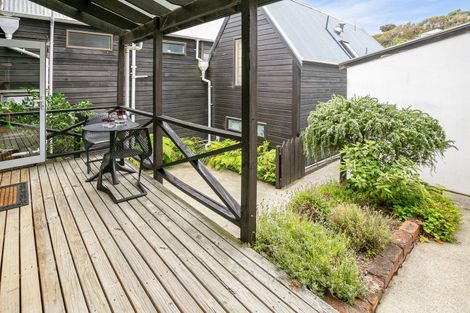 Photo of property in 90 Majoribanks Street, Mount Victoria, Wellington, 6011