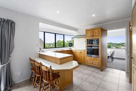 Photo of property in 70 Aberfeldy Avenue, Highland Park, Auckland, 2010