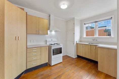 Photo of property in 20 Oxford Crescent, Ebdentown, Upper Hutt, 5018