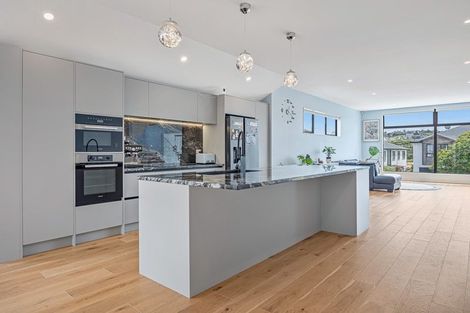 Photo of property in 26 Windlass Street, Long Bay, Auckland, 0630