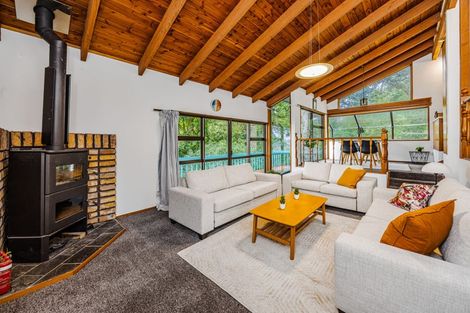 Photo of property in 161 Everglade Drive, Totara Heights, Auckland, 2105