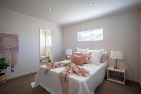 Photo of property in 21 Rosalie Terrace, Kelvin Grove, Palmerston North, 4414