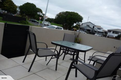 Photo of property in 1/48 May Street, Mount Maunganui, 3116