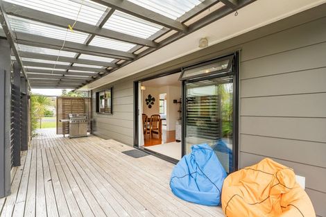 Photo of property in 29 Oyster Drive, Cooks Beach, Whitianga, 3591