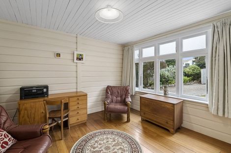 Photo of property in 35 Hicks Crescent, Waikanae Beach, Waikanae, 5036