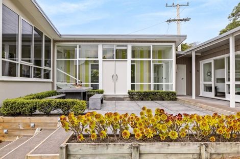 Photo of property in 16 Cathedral Road, Gore Bay, Cheviot, 7383