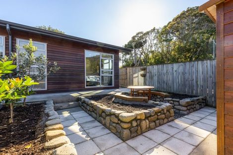 Photo of property in 39 Ruapehu Street, Paraparaumu, 5032