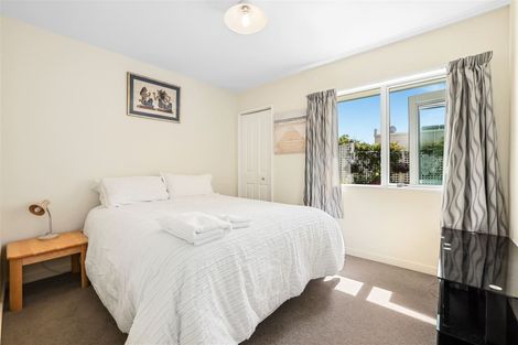 Photo of property in 9 Dunkeld Lane, Redcliffs, Christchurch, 8081
