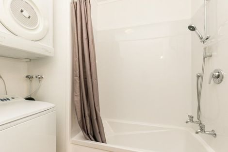 Photo of property in Hobson Court Flats, 34/70 Hobson Street, Thorndon, Wellington, 6011