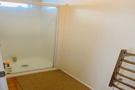 Photo of property in 76 Mountbatten Avenue, Hillcrest, Auckland, 0627