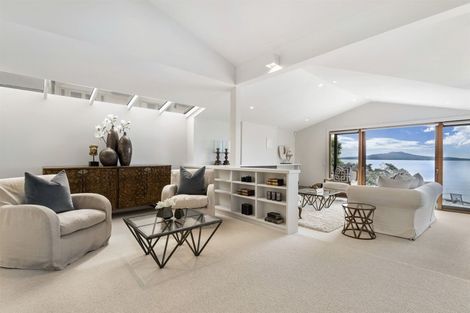 Photo of property in 1/3 Beach Road, Northcote Point, Auckland, 0627