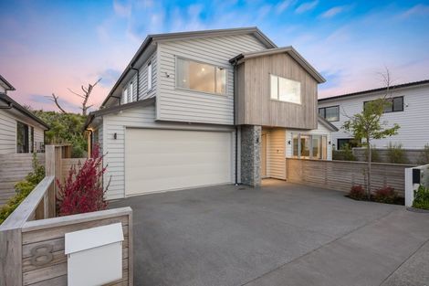 Photo of property in 8 Kina Place, Long Bay, Auckland, 0630