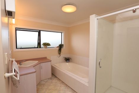 Photo of property in 3 Bracken Row, Rangatira Park, Taupo, 3330