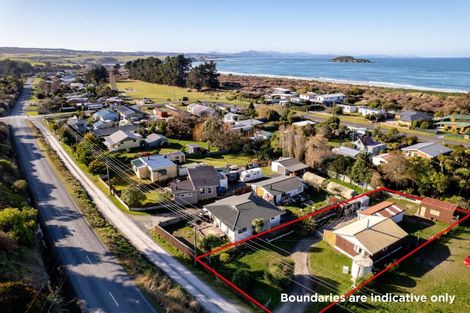 Photo of property in 19 Connor Place, Taieri Beach, Brighton, 9091