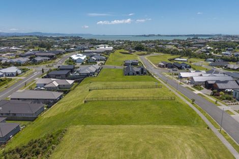 Photo of property in 10 Kuaka Rise, Omokoroa, 3114