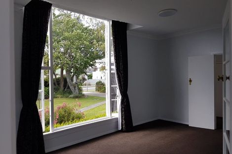 Photo of property in 24 Rewa Street, Takaro, Palmerston North, 4412