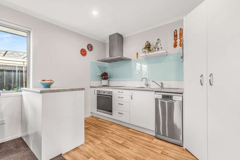 Photo of property in 5 Lance Way, Papamoa, 3118