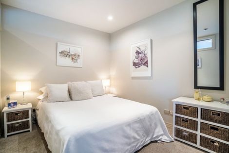 Photo of property in Cooks Apartments, 1e/24 James Cook Crescent, Remuera, Auckland, 1050