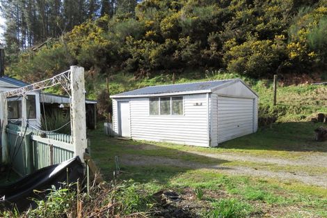 Photo of property in 29 Hattie Street, Reefton, 7830