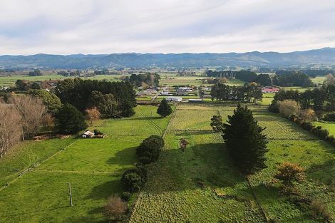 Photo of property in 38 Clifton Avenue, Carterton, 5713