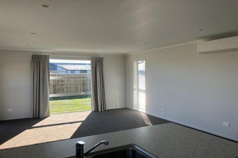 Photo of property in 120 Broadway Parade, Rolleston, 7615