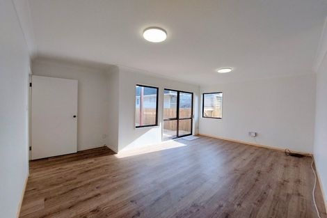 Photo of property in 1/262 Bucklands Beach Road, Bucklands Beach, Auckland, 2012