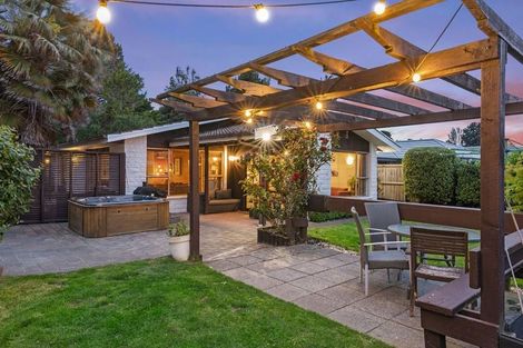 Photo of property in 236 Keyes Road, New Brighton, Christchurch, 8083