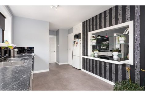 Photo of property in 21 Cross Street, Phillipstown, Christchurch, 8011