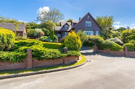 Photo of property in 92 Viewmont Drive, Harbour View, Lower Hutt, 5010