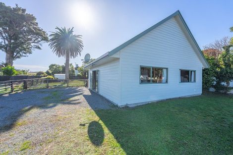 Photo of property in 20 Te Manuao Road, Otaki, 5512