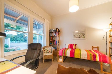 Photo of property in 325a Featherston Street, Palmerston North, 4410