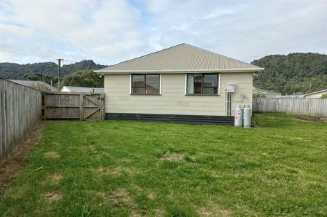 Photo of property in 13 Lynch Street, Cobden, Greymouth, 7802