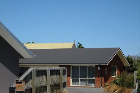 Photo of property in 24 Harrys Way, Redwood, Christchurch, 8051