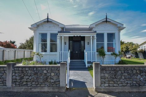 Photo of property in 12 Rhodes Street, Carterton, 5713