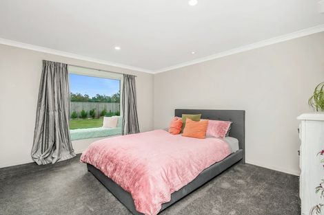 Photo of property in 30 Sunnyside Road, Coatesville, 0793