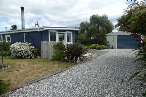 Photo of property in 32 Chamberlain Avenue, Amberley, 7481