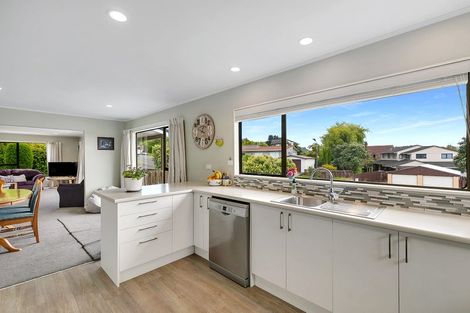 Photo of property in 4 Latitude Close, Whitby, Porirua, 5024