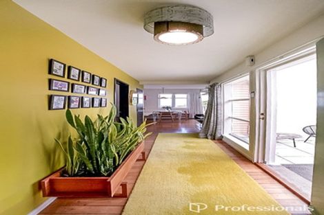 Photo of property in 7 Titiro Moana Road, Korokoro, Lower Hutt, 5012